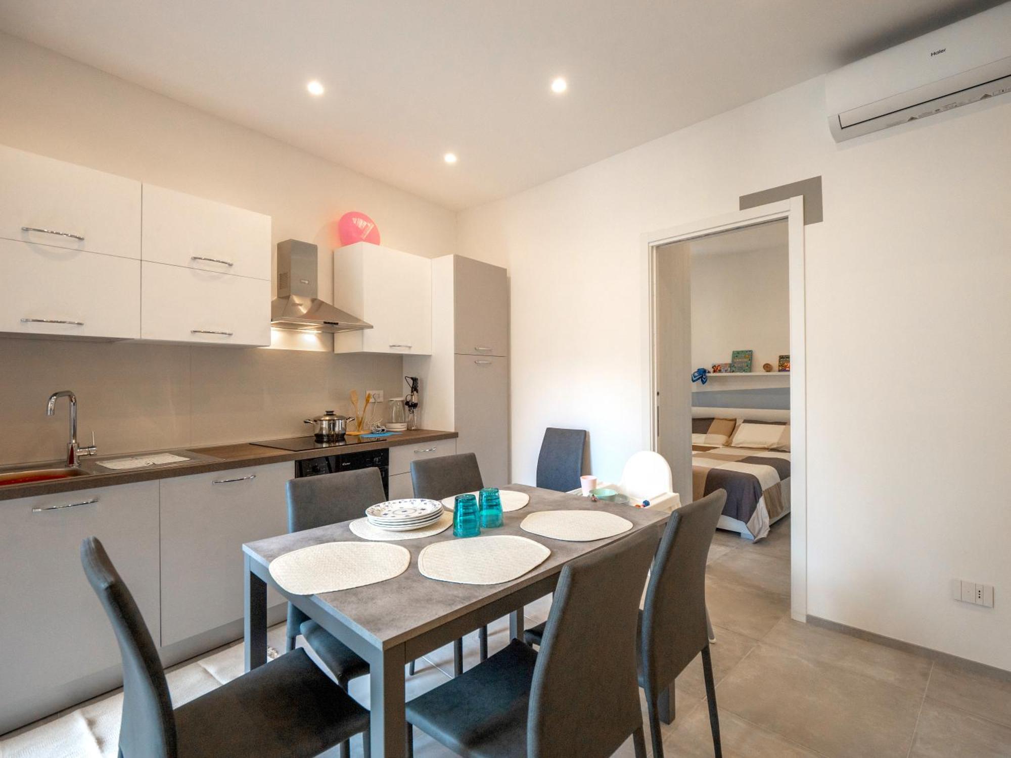 Babyaccomodation Family Bright Pietra Ligure Extérieur photo