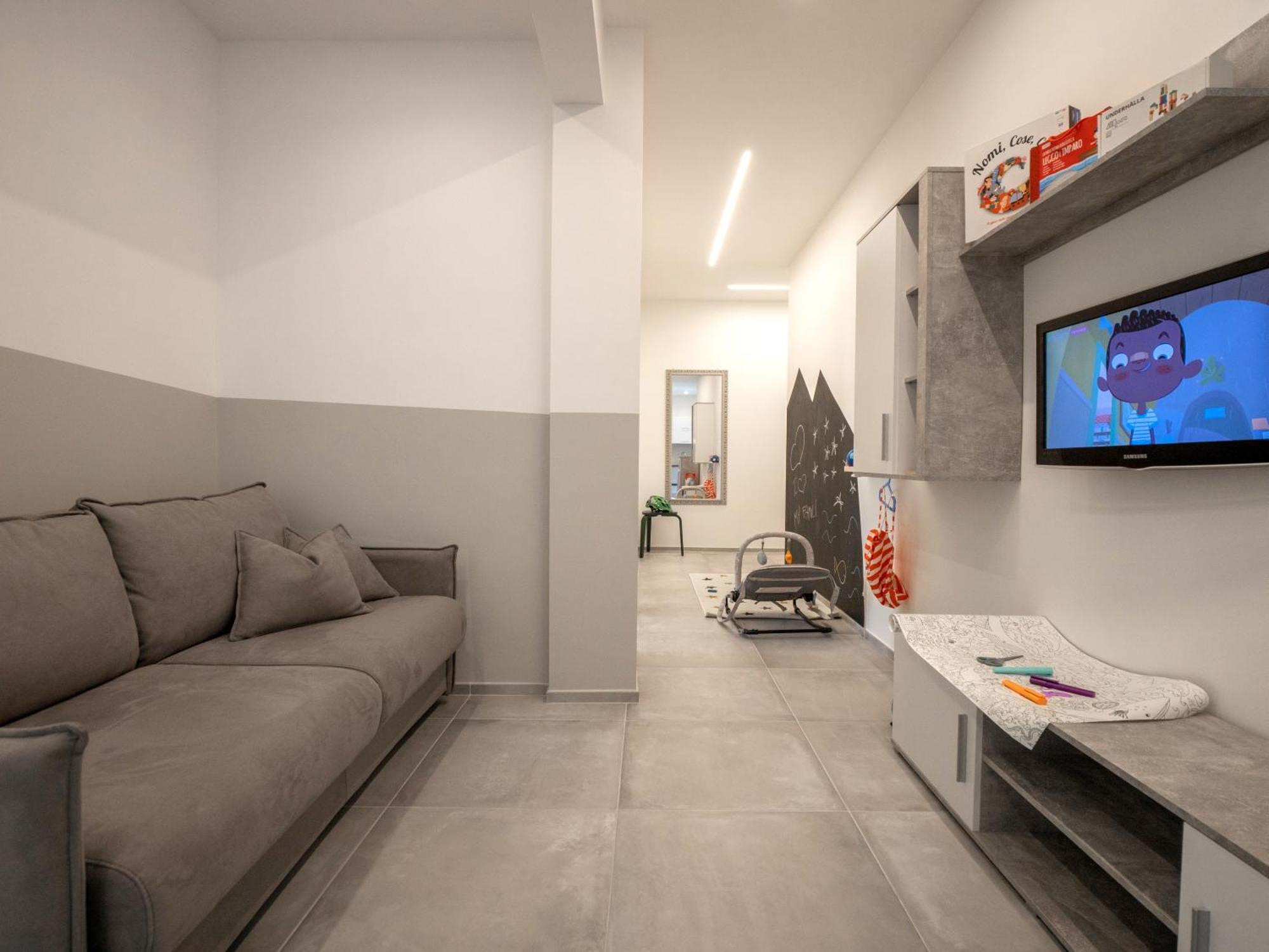 Babyaccomodation Family Bright Pietra Ligure Extérieur photo