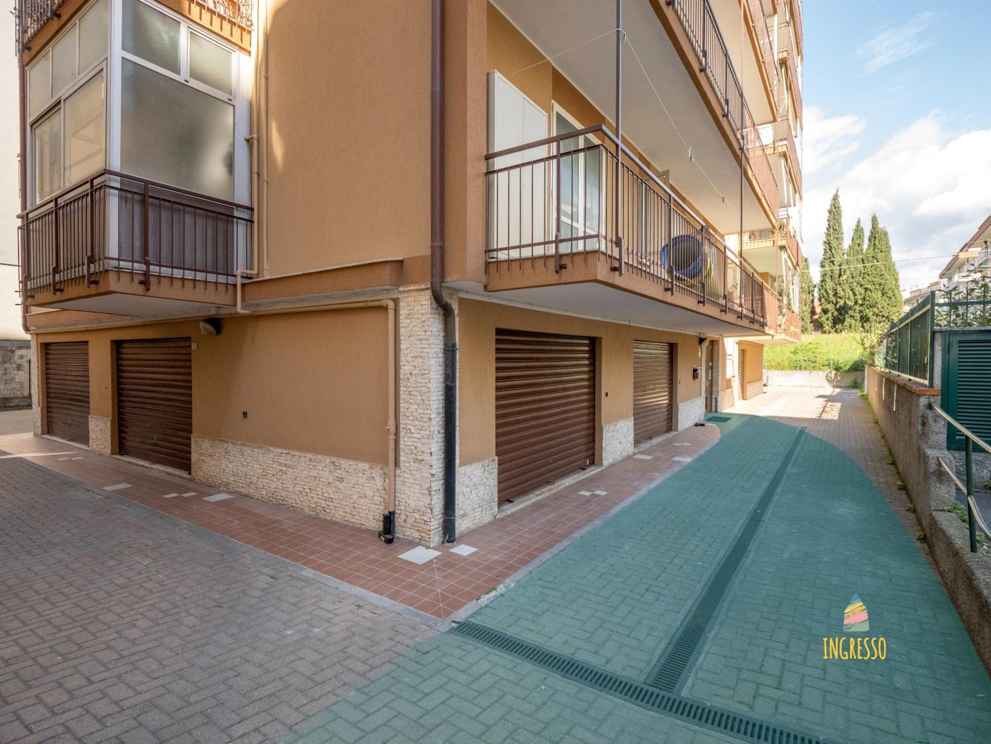 Babyaccomodation Family Bright Pietra Ligure Extérieur photo