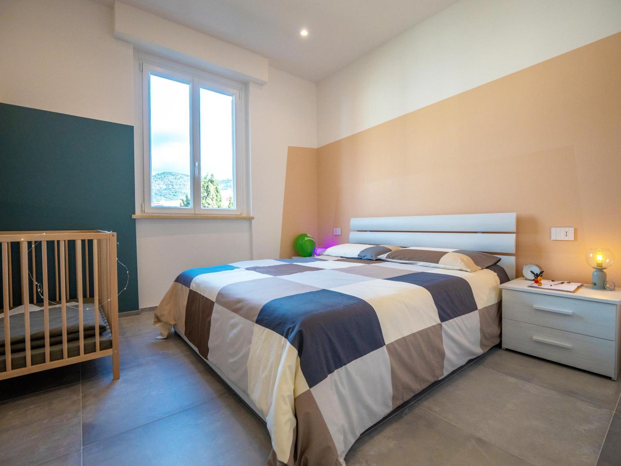 Babyaccomodation Family Bright Pietra Ligure Extérieur photo