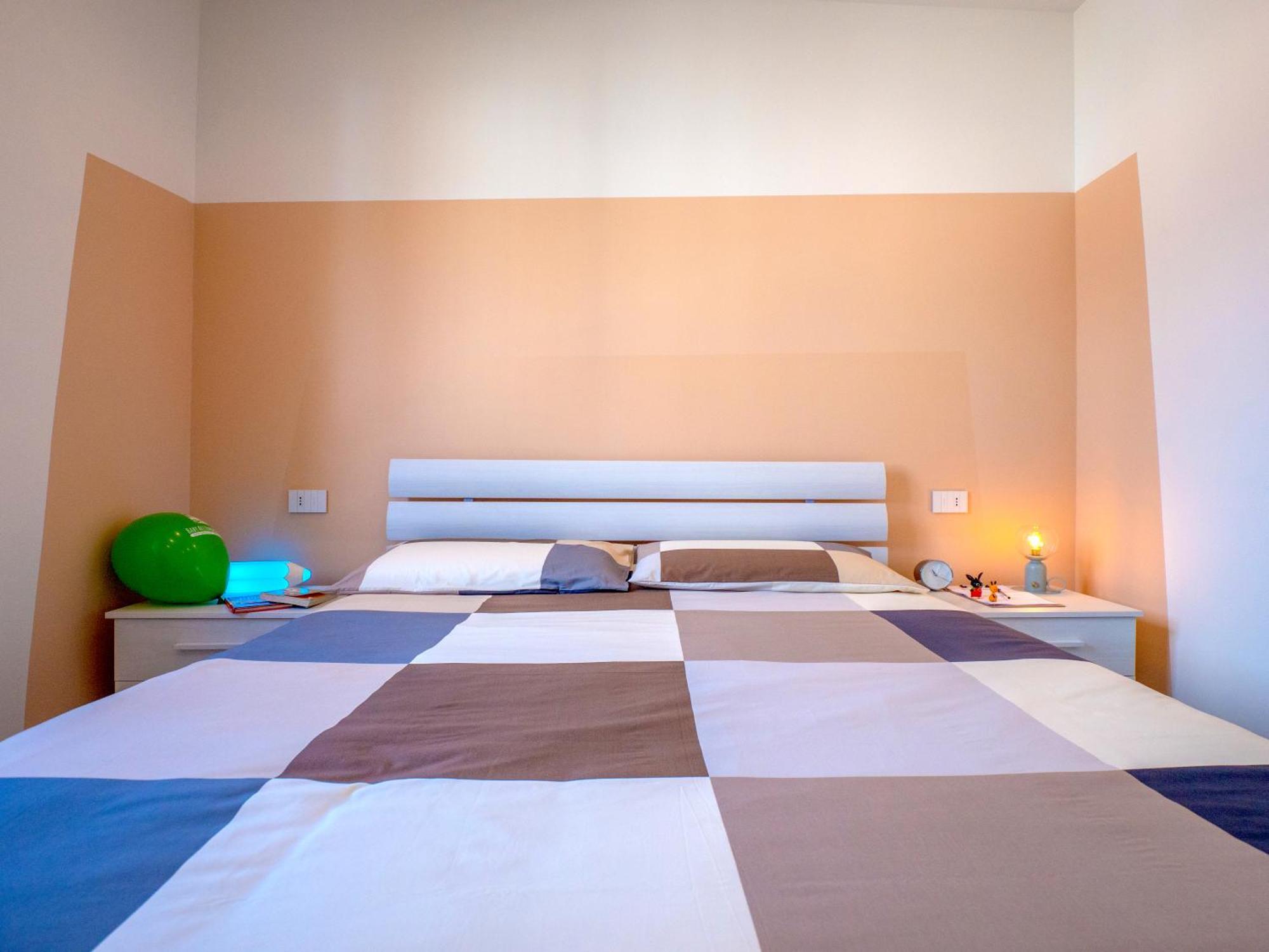 Babyaccomodation Family Bright Pietra Ligure Extérieur photo